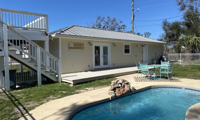 Mexico Beach Casa | Perfect Hideaway in Mexico Beach with a pool!