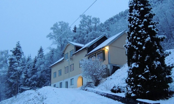 Andalsnes Casa | Casa de vacaciones perfecta con excelentes vistas al fiordo y las montañas