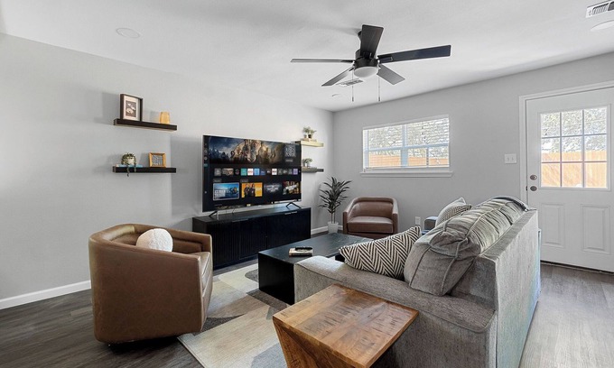 South Arlington Casa | The Backyard @ Arlington