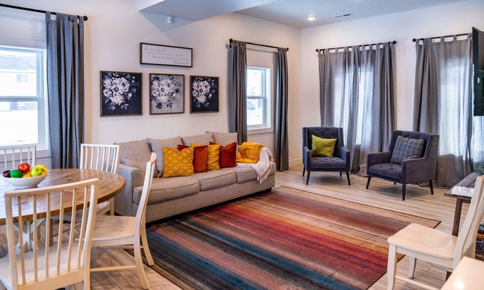 Garden City Casa | Perfect home for your FAMILY REUNION! 4bd 4ba home, BONUS BUNKROOM! 6 bunks!