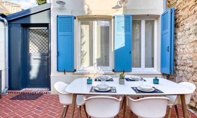 Trouville-sur-Mer Casa | Perfect location! Quiet fisherman's cottage / terrace, bbq, garage, bikes.