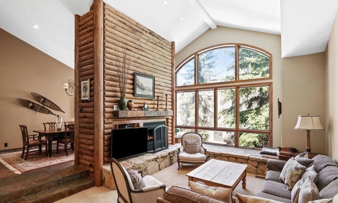 Deer Valley Casa | Perfect location for your ski vacation! Walk to PC Main Street or Deer Valley!