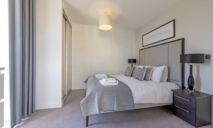 Northcote Apartamento | Perfect Luxury Penthouse - Overlooking parkland with views for days