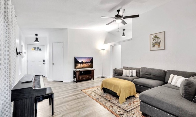 Moreno Valley Casa | Perfect Moreno Valley Getaway Near UC Riverside!