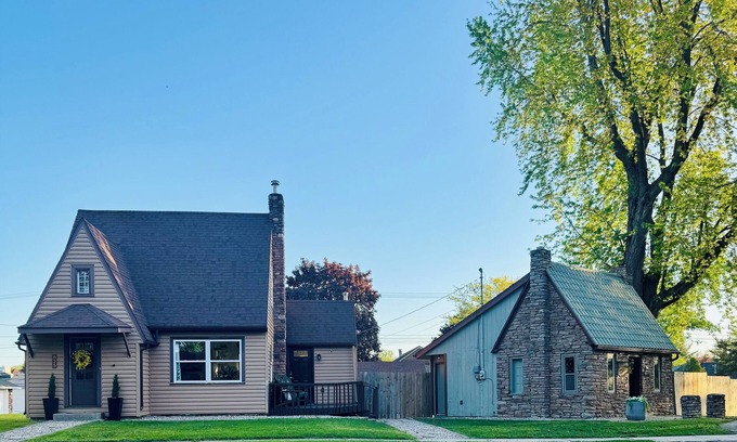 Wisconsin Dells Casa | Perfect peaceful getaway! Three blocks from downtown! WiFi, large fenced yard.