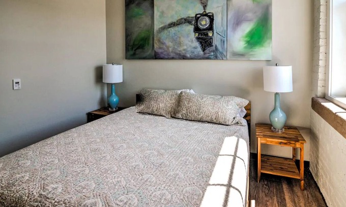 Hickory Apartamento | Perfect Private Deluxe Suite in Downtown Hickory!