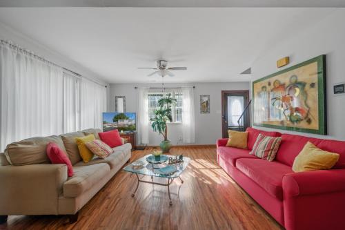 Coffeyville Casa | Perfect Private Getaway Minutes to Virginia Beach!