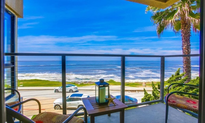 Lincoln Acres Condominio | Perfect Sunsets... 2 Bedroom - 2 Bath condo with unobstructed views of the ocean