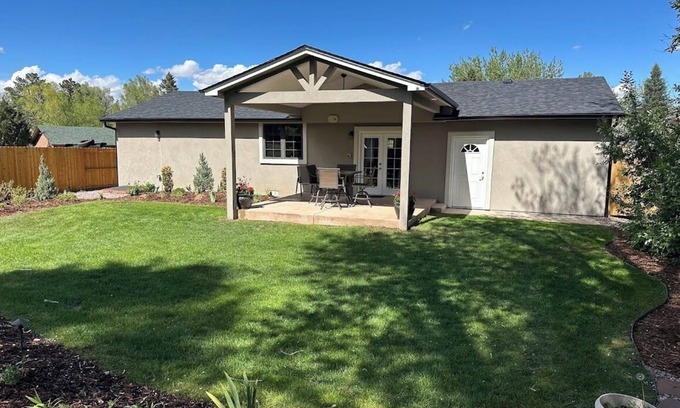 Broadmoor Casa | Perfect vacation home with amazing outdoor space, pet and handicapped friendly!
