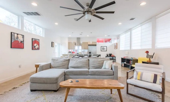Austin Casa | Perfect WFH TravelStay!