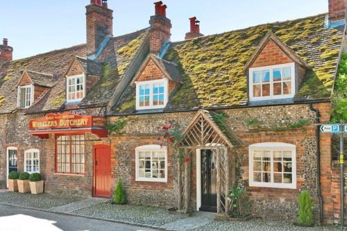 Hambleden Casa | Perfectly Positioned Hambleden House