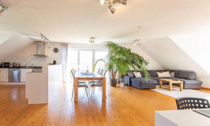 Adelsdorf Apartamento | Perfekt für Gruppen und Familien! 120 qm Wohnung Nähe Bamberg