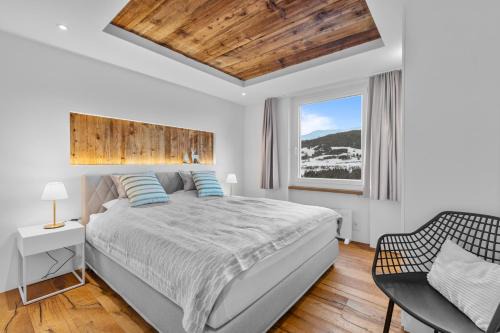 Tavanasa Apartamento | Perfekte Aussicht mit Poolbereich in Skiregion