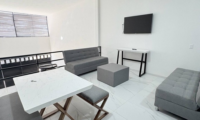Tonala Apartamento | Periférico Bodega con Departamento B