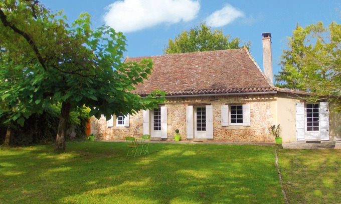 Montpon-Menesterol Casa | Perigourdine stone con piscina privada, WIFI, entre Bergerac y St Emilion