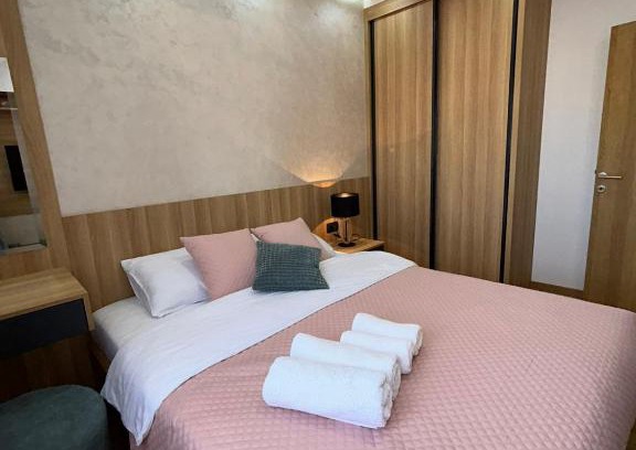 Arandelovac Apartamento | Perla Lux 2 Apartments