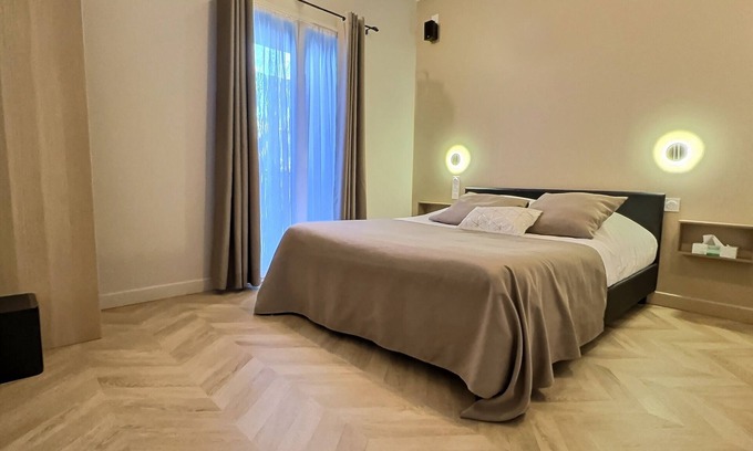 Moyen-Vernet Apartamento | Perpignan-Apartamento-Superior-Baño en la habitacion-Balcón