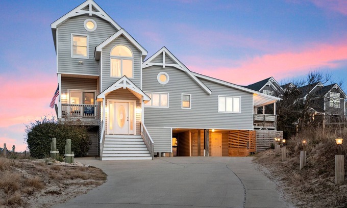 Corolla Village Casa | Persimmon House: Oceanfront, private pool,hot tub, sauna and awesome ocean views