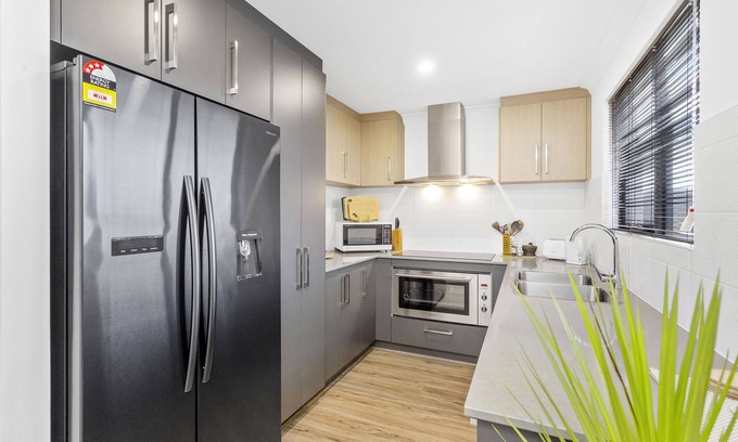 Perth Casa | Perth Airport Hideaway