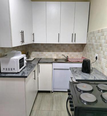 Ermelo Casa | Peshline Guest House Unit 1