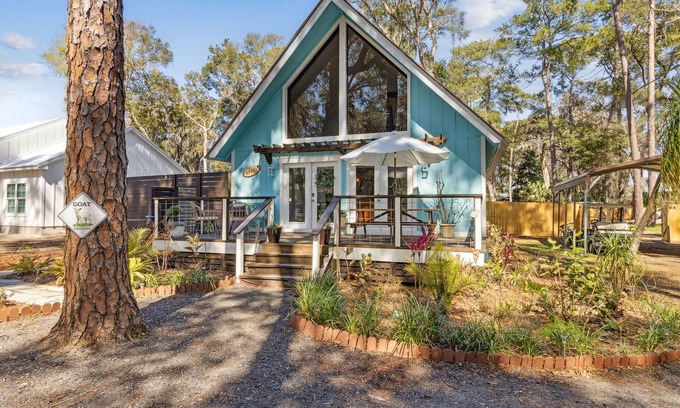 Yulee Casa | Pet & Family-Friendly w/ Fenced Yard & Golf Cart