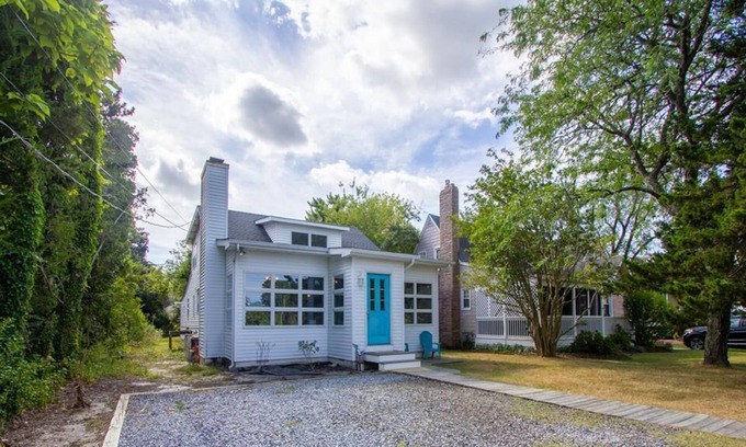 Cape May Point Casa | Pet Friendly 4 Bdrm Sleeps 12 by Lake Lily