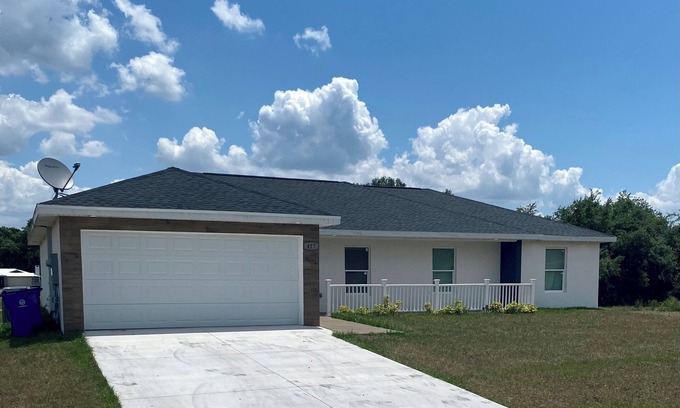 Highland Casa | Pet friendly 4 bed 3 Full bath house in charming Sebring next to Speedway