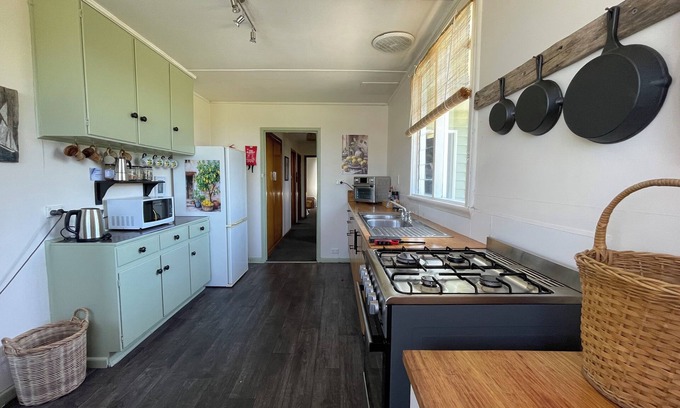Glenorchy Cabaña | Pet friendly accommodation.