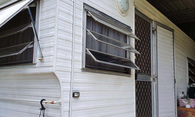 Duranbah Casa | Pet friendly caravan on acreage