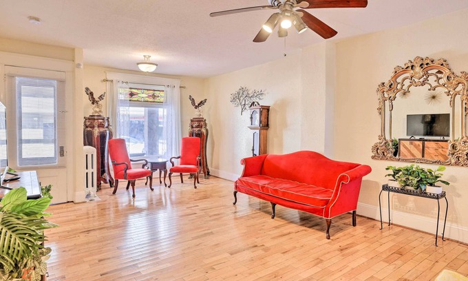 Allentown Casa | Pet-Friendly Allentown Retreat w/ Backyard!