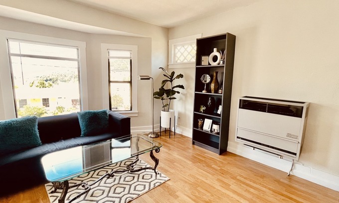 Oakland Apartamento | Pet- Friendly, apartment in Oakland