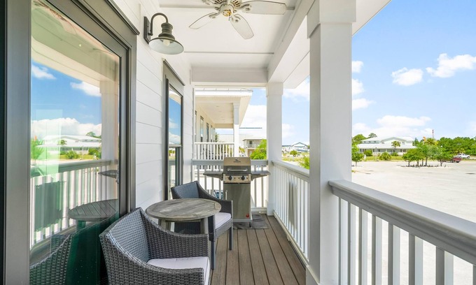 Port St. Joe Casa | Pet Friendly Beach House - Marina View