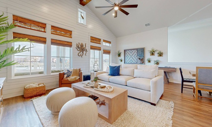 Port Aransas Casa | Pet Friendly, Boardwalk to Beach, Fire Pit