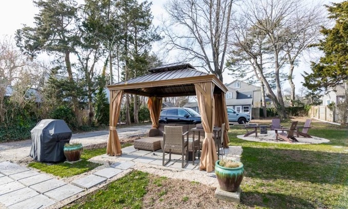 Cape May Condominio | Pet-friendly Colonial Unit in Historic Cape May