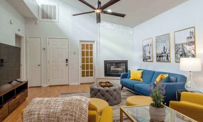 Hillwood Casa | Pet Friendly | Convenient Location