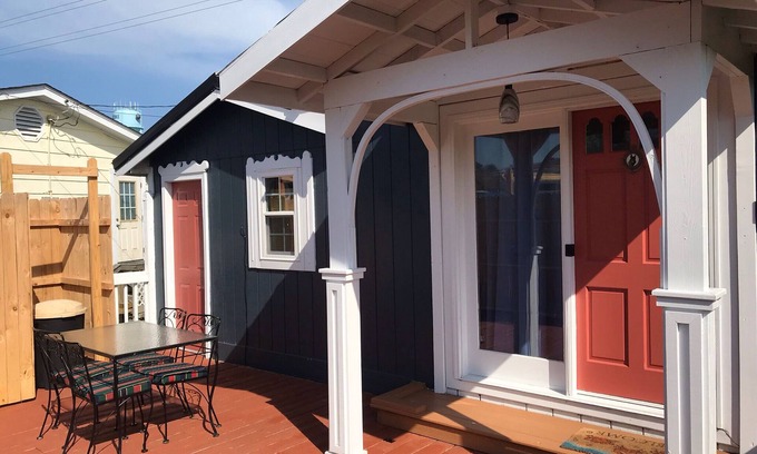 Ocracoke Casa | Se aceptan mascotas cabaña perfecta para una pareja o familia pequeña.