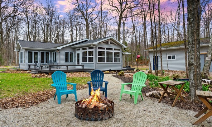 Egg Harbor Cabaña | Pet Friendly Cottage in Egg Harbor-Close to Beach