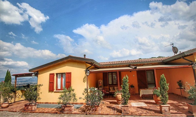 Bettona Cabaña | Casa rural con piscina que admite mascotas