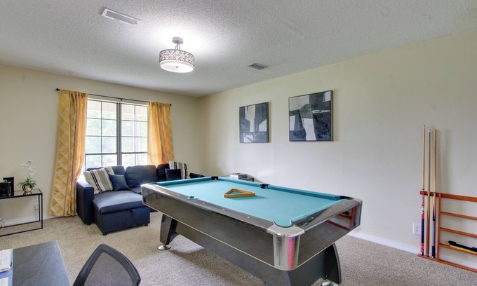 Daleville Casa | Pet-Friendly Daleville Home: 3 Mi to Fort Novosel!