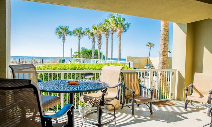 Panama City Beach Hotel | 3BR / 2BA, SLP. 9 GRAND PANAMA, 1 ° FLR directo a PISCINA / PLAYA, SE ACEPTAN PEQUEÑAS MASCOTAS!