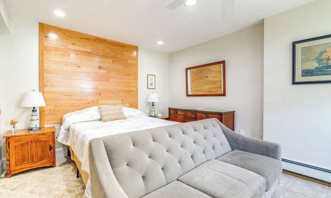 Minot Apartamento | Pet-Friendly Garden Studio ~ 25 Mi to Boston!
