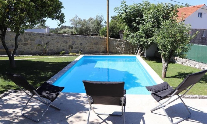 Cardielos Casa | Casa de vacaciones "Casa do Mestre" que admite mascotas, con vistas a la montaña, piscina y Wi-Fi