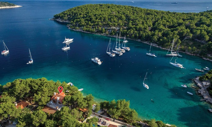 Cove Osibova (Milna) Casa | Casa que admite mascotas en Milna