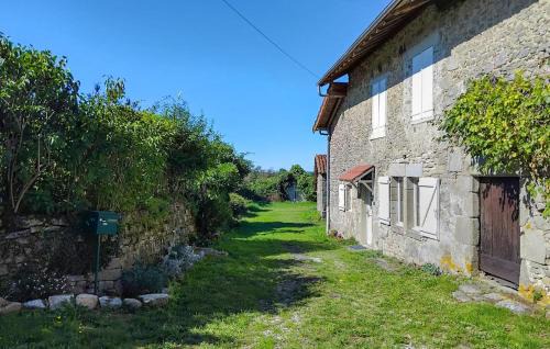 Royeres Casa | Pet Friendly Home In Royères With Wifi