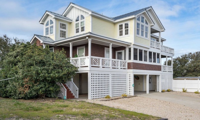 Sea Scape Casa | Pet-friendly Kitty Hawk home with private heated pool, volleyball court, and more
