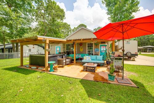 Cherokee County Casa | Pet-Friendly Lakefront Getaway with Hot Tub!