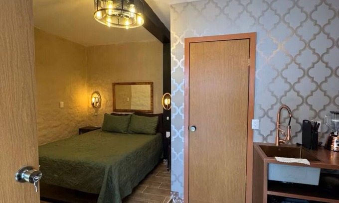 Zapopan Apartamento | Pet Friendly Luxury Depa in Bugambilias