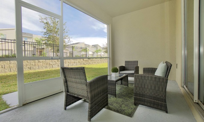 Four Corners Condominio | Pet-Friendly Luxury Resort Condo Near Disney