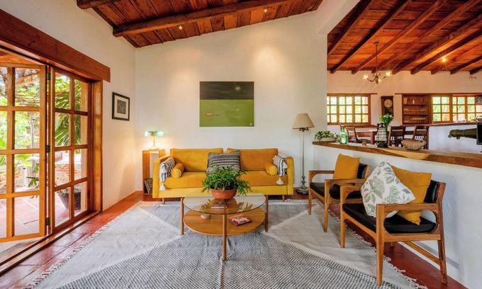 San Felipe del Agua Casa | Pet friendly house with pool close to Centro, ideal for relaxation