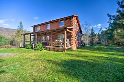 Maplecrest Casa | Pet-Friendly New York Cabin with Hot Tub and Game Room